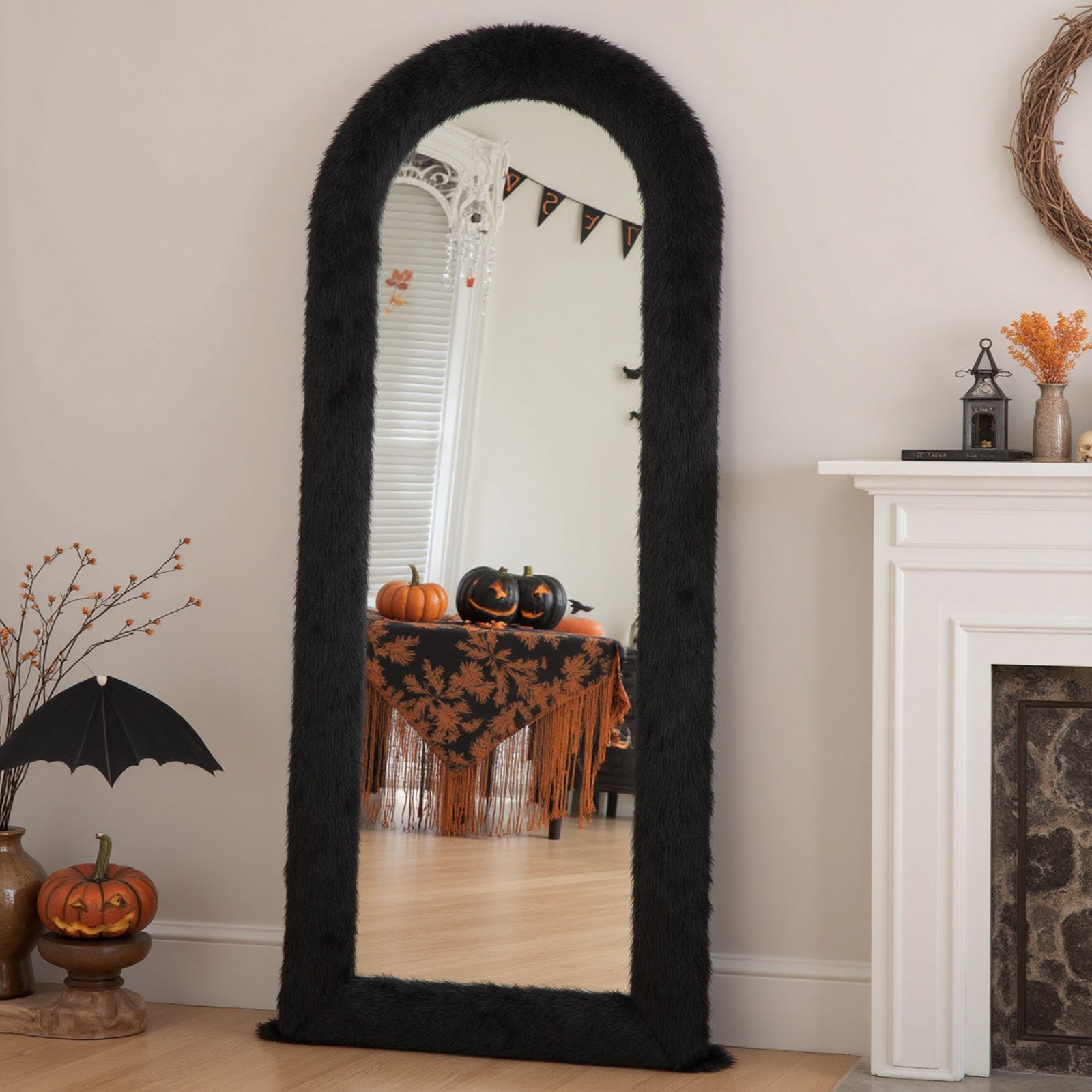 Curved Mirror, Tall Mirror for Leaning Or Hanging on The Wall, Complete Body Mirror for Bathroom Decor, Ideal for Christmas And Halloween Home Decoration, Presents